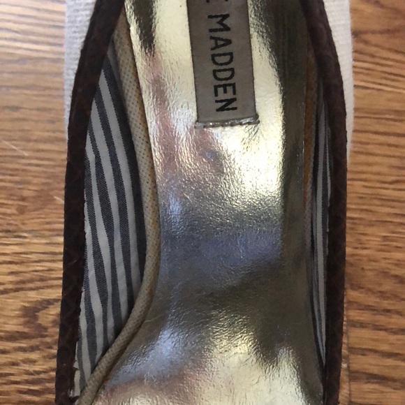 Steve Madden Peep Toe Pumps - Picture 5 of 5